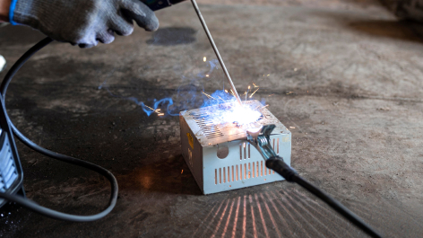 Industrial welding equipment and protective masks